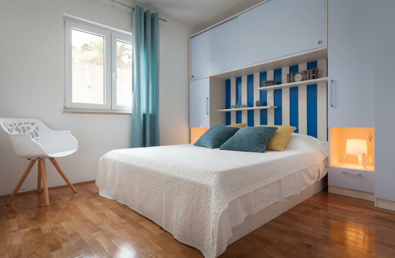 Relax Makarska Appartement Buitenkant foto