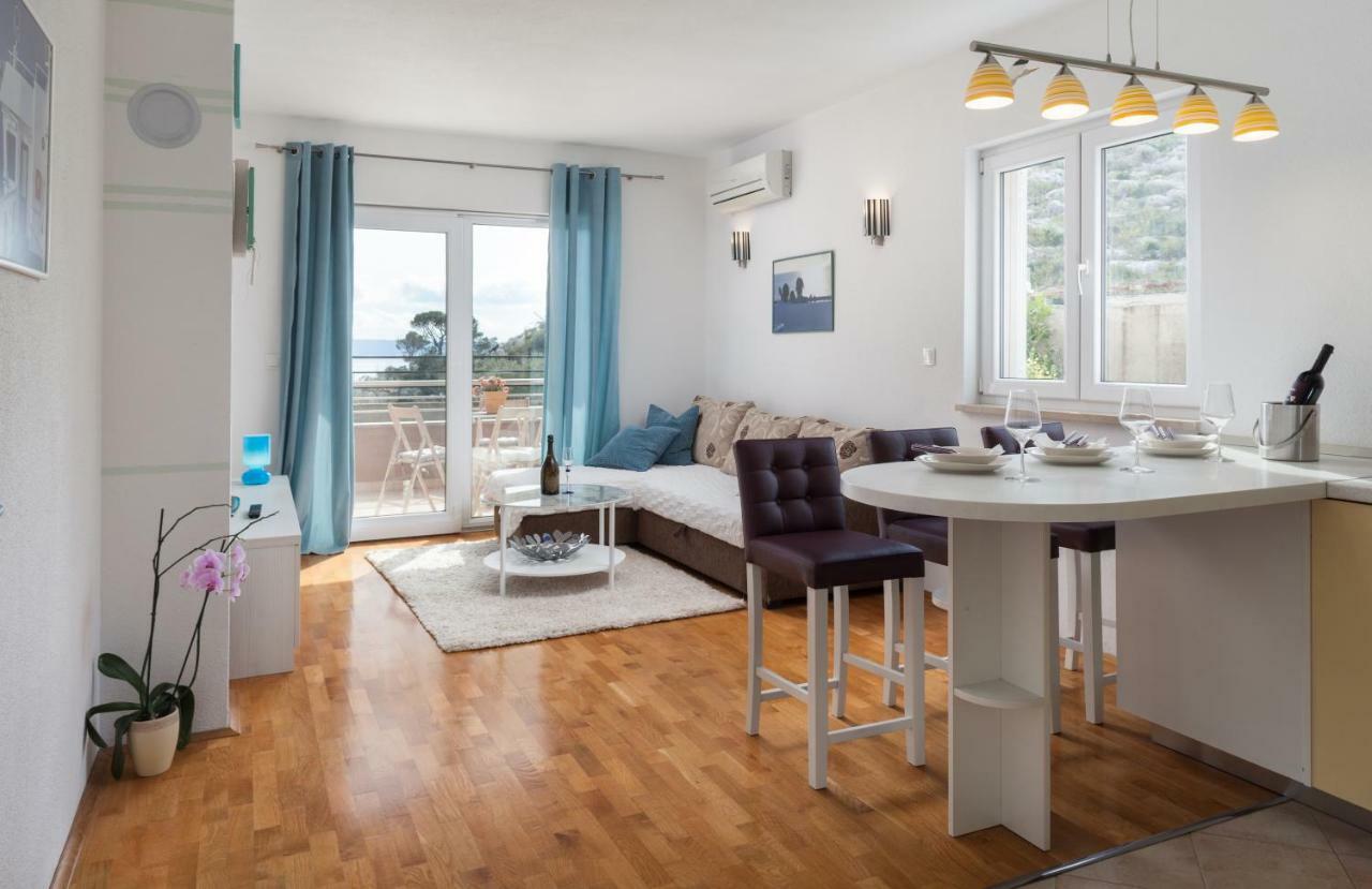Relax Makarska Appartement Buitenkant foto